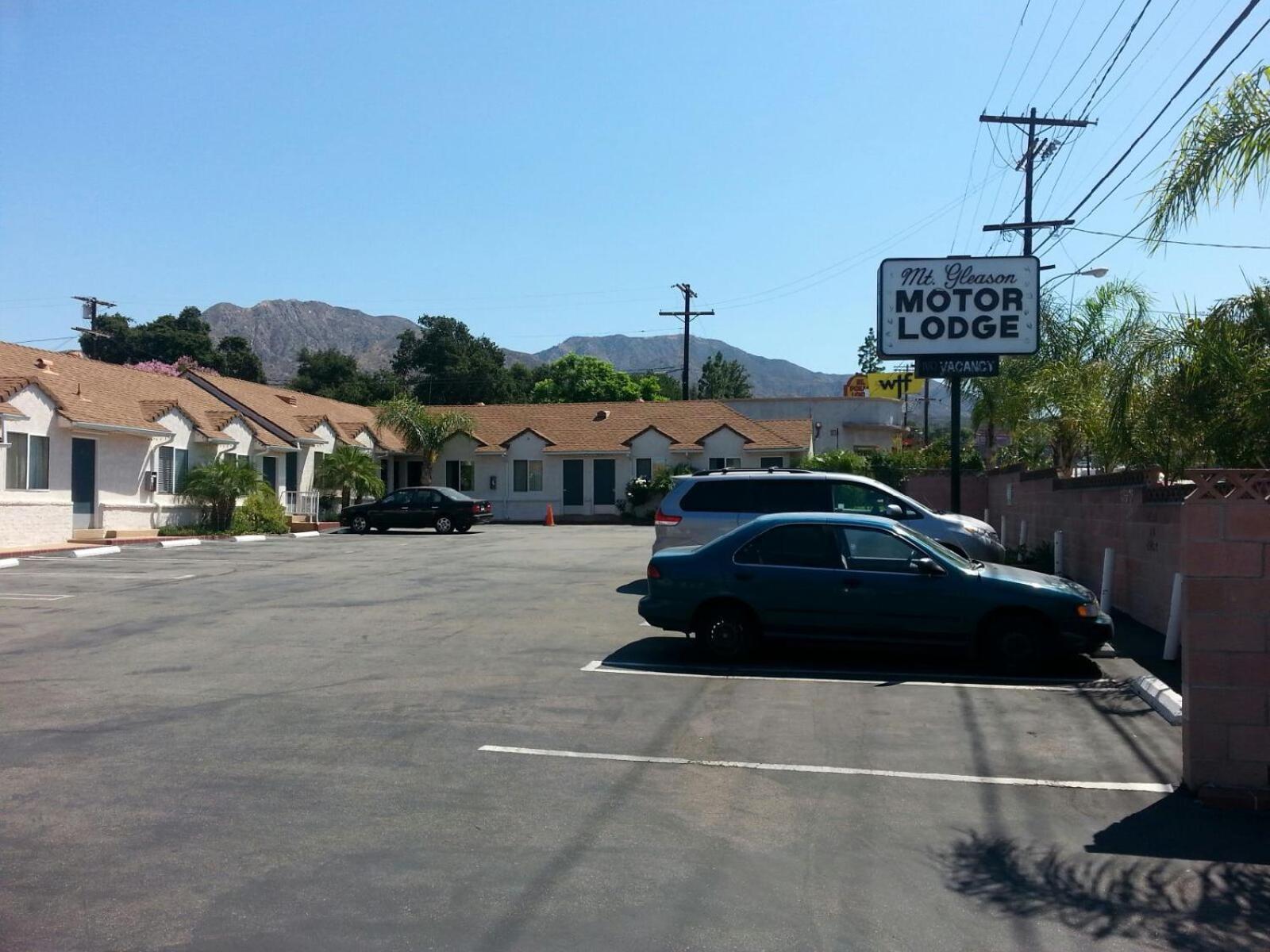 Mt. Gleason Motorlodge, Los Angeles